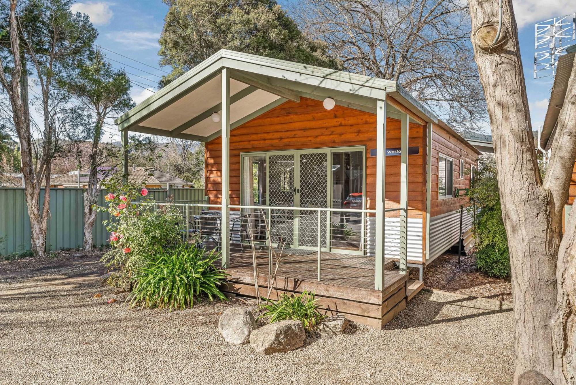 Big4 Tasman Holiday Parks - Брайт Екстериор снимка
